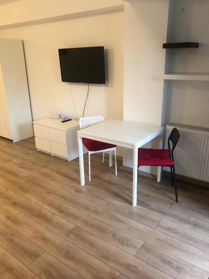 Appartement Beside Airport à Otopeni Extérieur photo